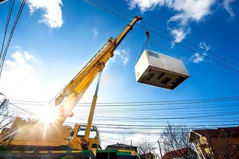 Lifting Equipment Guide: Explore Essential Types and Applications